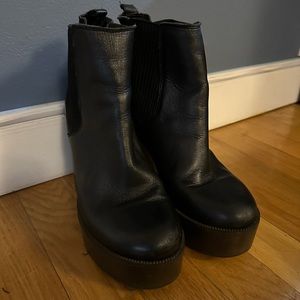 Platform Chelsea Boots